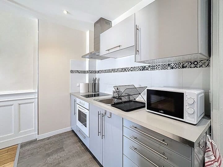 Instagram post from minuta.immo. This post is in position 2.