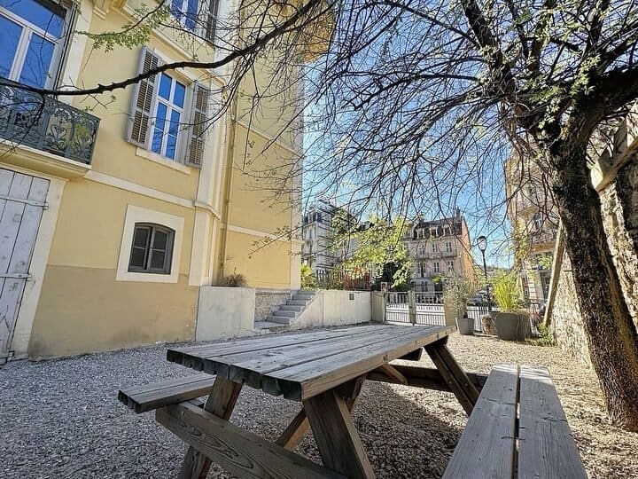 Instagram post from minuta.immo. This post is in position 7.