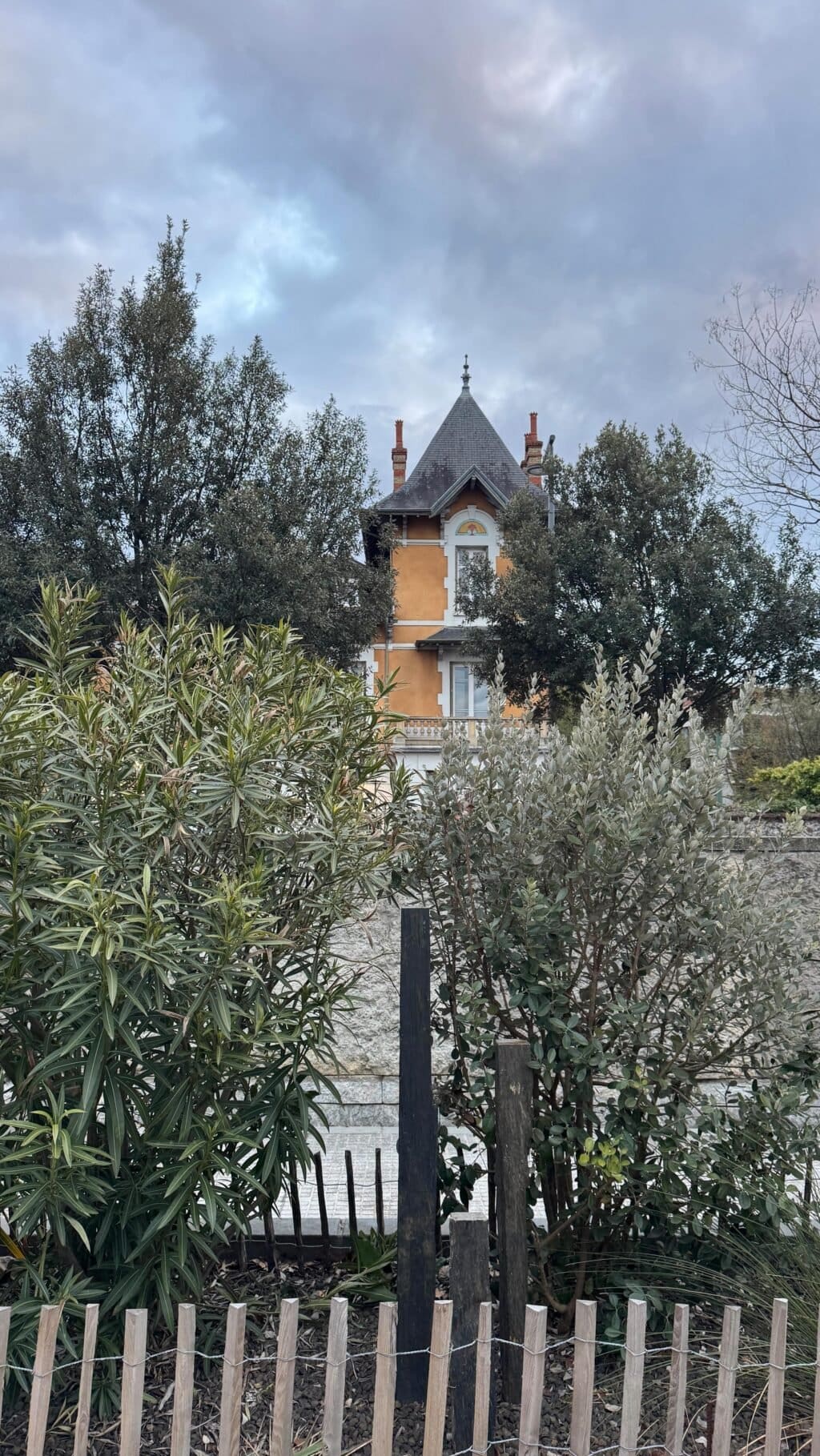 Instagram post from minuta.immo. This post is in position 0.