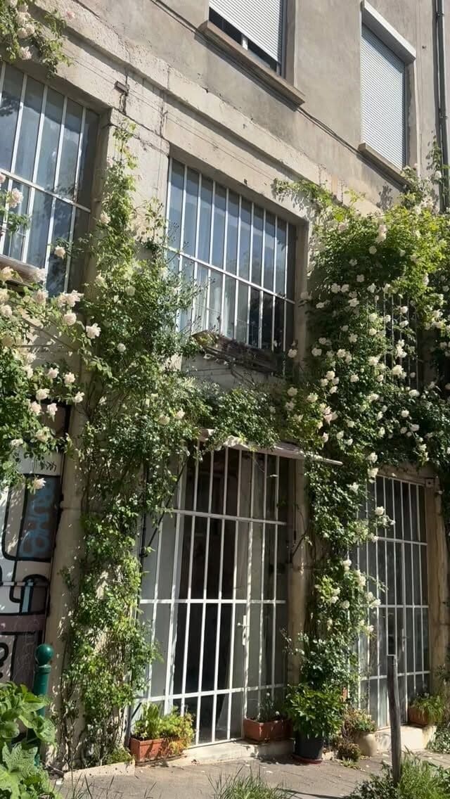 Instagram post from minuta.immo. This post is in position 0.