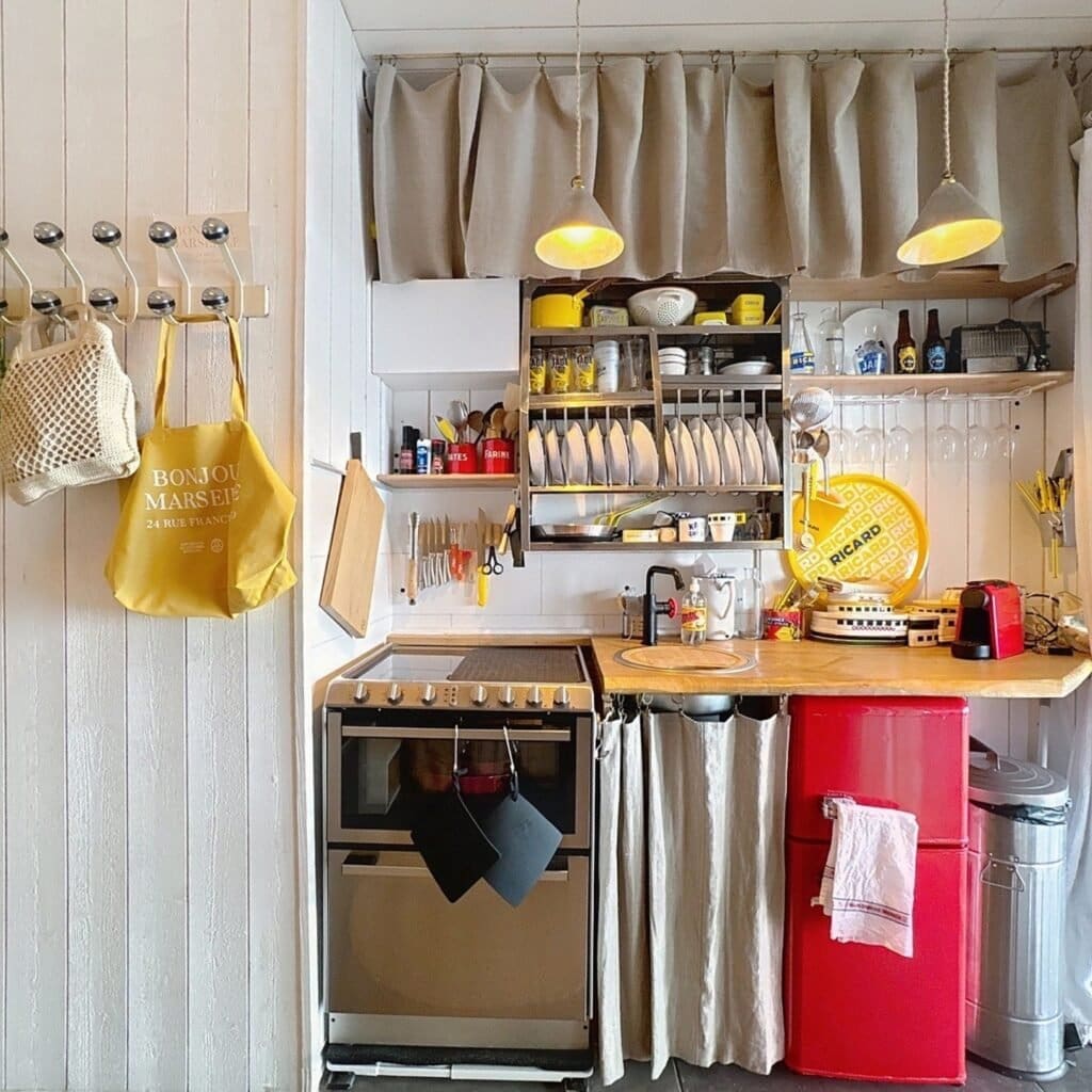 Instagram post from minuta.immo. This post is in position 2.